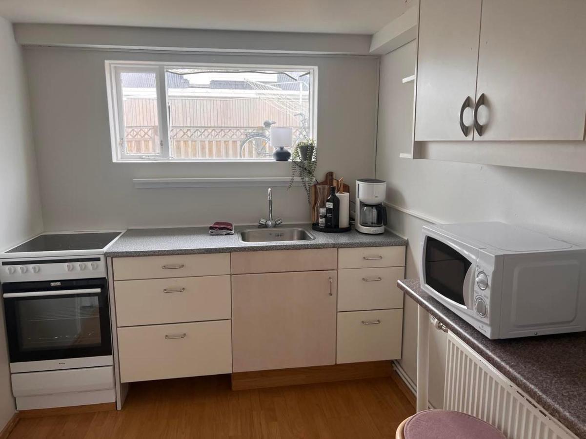 Akureyri Apartments Екстериор снимка