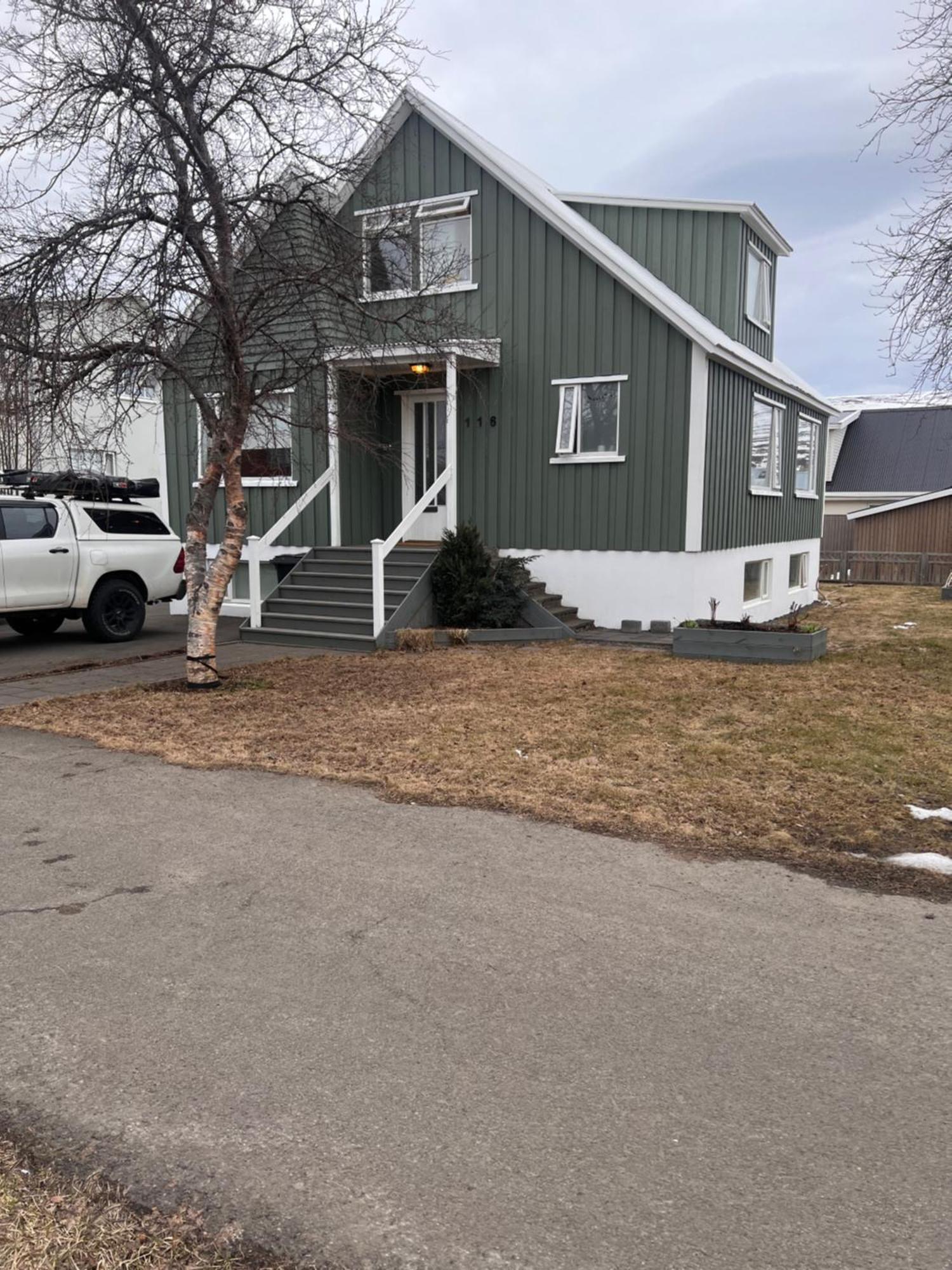 Akureyri Apartments Екстериор снимка